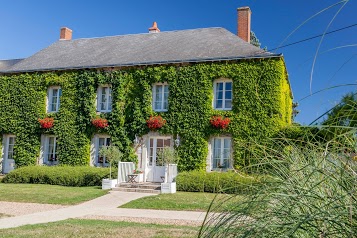 Le Fleuray Hotel & Restaurant Le Colonial