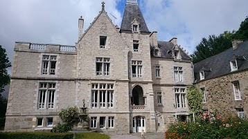 Logis Hôtel Château du Val