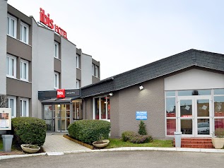 Ibis Calais Hôtel