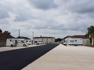 Aire CAMPING-CAR PARK de St Antoine de Breuilh