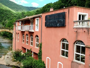 Hotel de Rennes les bains: L'HOSTELLERIE