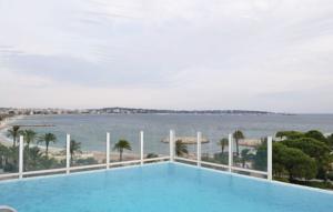 Apartment Golfe-Juan UV-1547