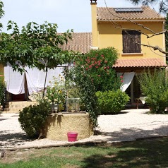 LA VILLA TOURNESOL