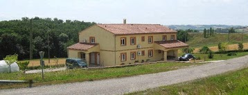 Gîtes des Camparros (Moulin, Tournesols) et chambre d'hôtes