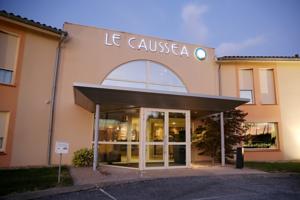 Inter-Hôtel Le Caussea