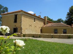 Le Moulin De Laumet