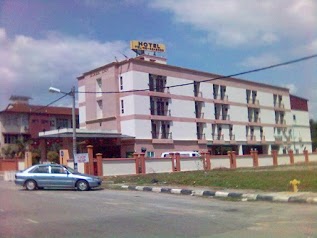 Hotel Kiara Inn