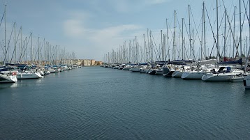 Gruissan Yacht Club