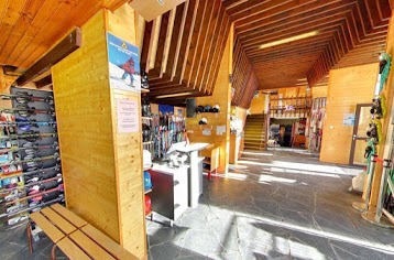 LE CABRI location-skis-superbesse.fr LOCATION SKI