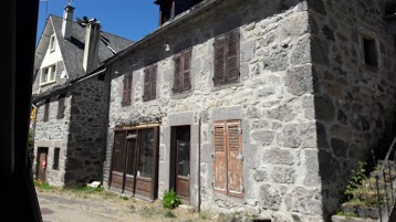 Commune de Laveissiere