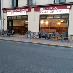 L'Hôtel De Ville Café