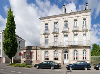 Les Maisons Cardinal