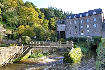 Moulin de Jugon les Lacs