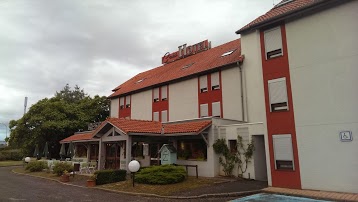 Cris Hotel