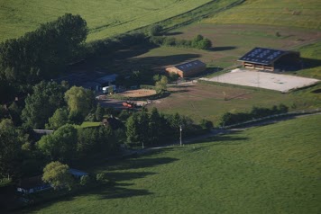 Equestrian Center De Menerval