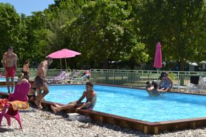 Camping les Plages de l'Ain