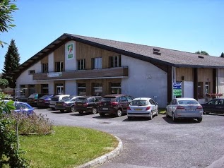 Rural Family Home De La Capelle