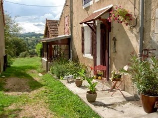 Sans Parure; B&B, vakantiehuisjes & camping à la ferme