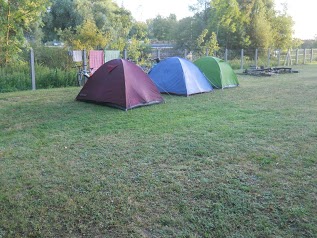 Camping Des Rives Du Loing
