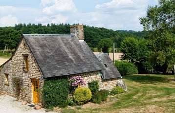 Gîtes, chambres et roulottes de la Fontaine secrète