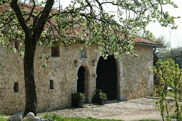 Un Lit au Pré Domaine du Cloitre Saint Christophe