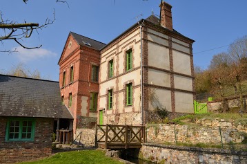 Le Petit Moulin