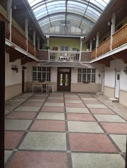 Les Vallées, Chambres d'Hôtes et Gites (Ancien Hotel des Vallées), Lurbe St Christau