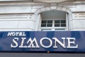 HOTEL SIMONE ****