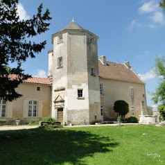 Gite chambre hôtes Château de Pernan à Avy près de Pons et Jonzac