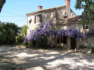 Domaine LA POUJADE Chambres et Table d'Hôte et Gîte