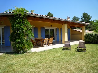 Le Bois du Grand Chêne, Gîtes avec Piscine à Malaucène - WIFI - Mont Ventoux