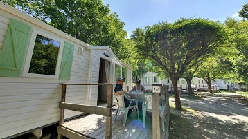 Hôtel Camping Les Sources