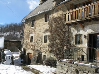 AU FIL DES SAISONS (La ferme du Cros)