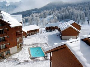 Madame Vacances Residence Le Hameau Des Ecrins