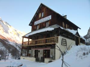 Hôtel Restaurant L'Auberge du Pont de l'Alp